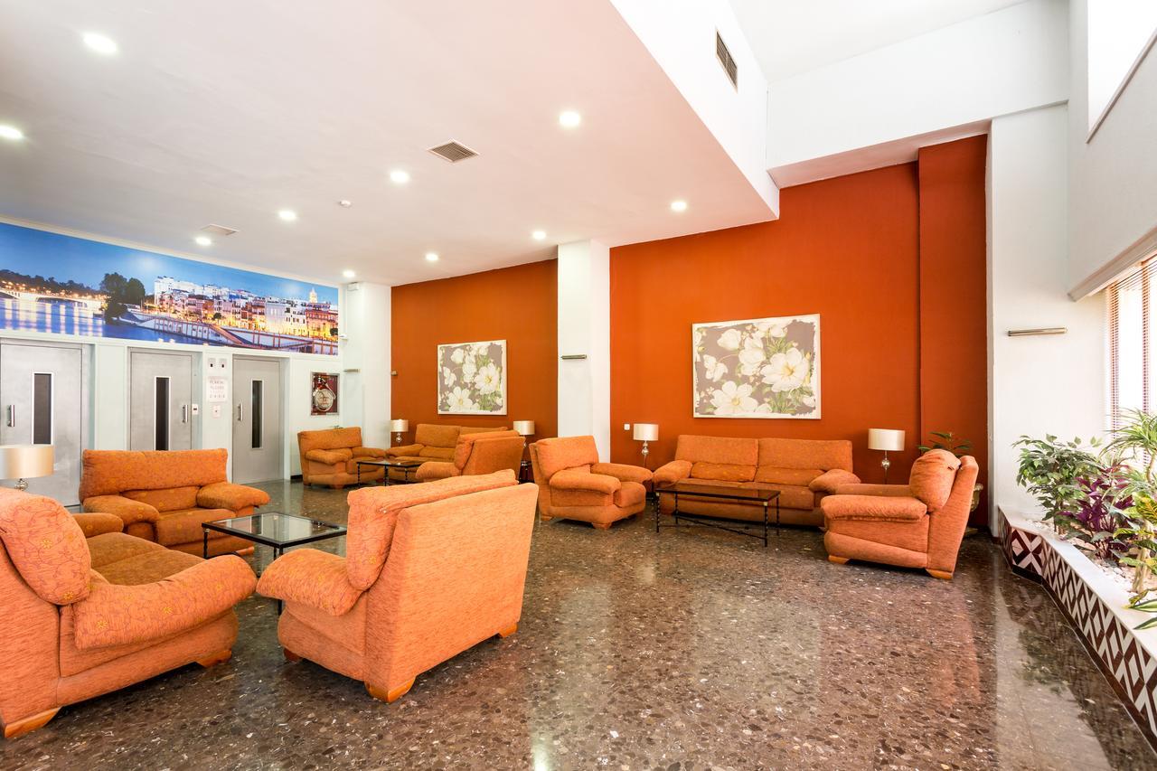 Apartamentos Resitur Sevilla Dış mekan fotoğraf