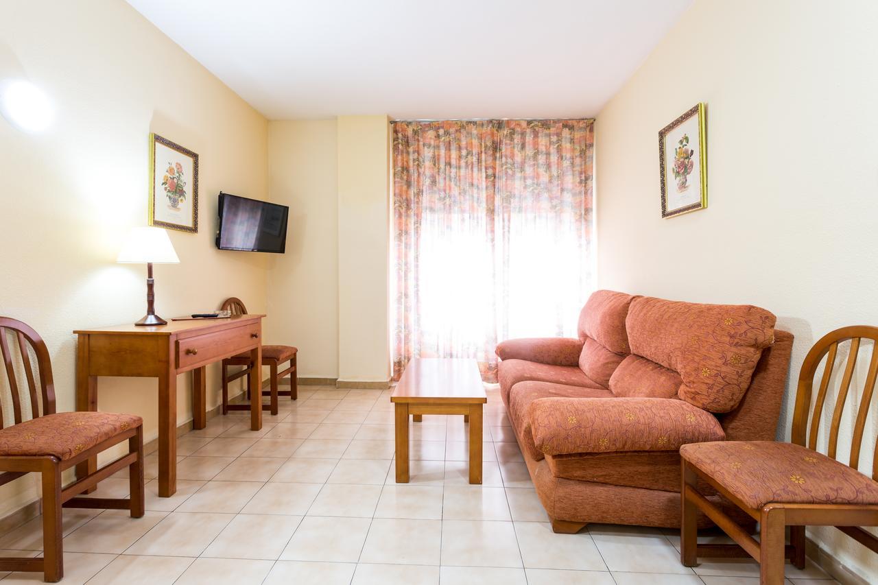 Apartamentos Resitur Sevilla Dış mekan fotoğraf